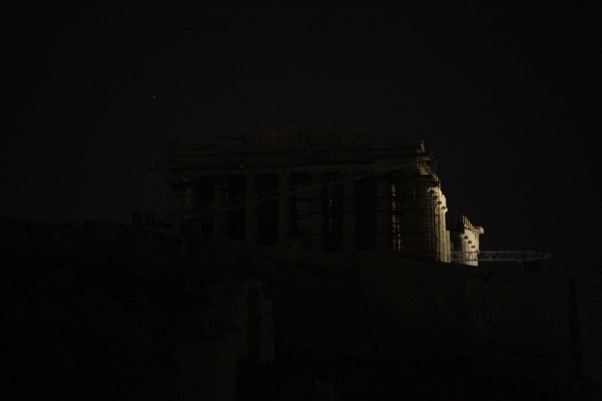 Έπεσαν οι διακόπτες στην Ακρόπολη – Δείτε γιατί (εικόνες)